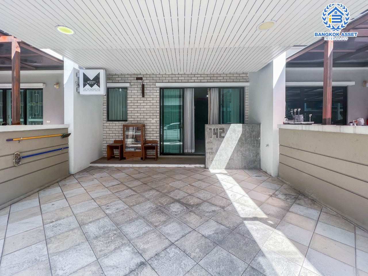 *****ทาวน์โฮมมือสองย่านนนทบุรี ม.ทาวน์พลัสเอ็กซ์ งามวงศ์วาน-ประชาชื่น ทาวน์โฮม 3 ชั้น เนื้อที่ 20 ตร.ว. ฟังก์ชัน 3 ห้องนอน 3 ห้องน้ำ จอดรถได้ถึง 2 คัน พร้อมครัวบิ้วอิน บนทำเลโซนเมือง เชื่อมต่อถนนหลายสาย ถ.ติวานนท์ ถ.แจ้งวัฒนะ และถ.งามวงศ์วาน และใกล้รถไฟฟ้า "สถานีสนามบินน้ำ"